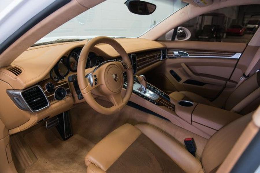  Porsche Panamera Turbo by Ultimate Auto 2015 года  (фото 5 из 16)